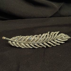 Rhinestone leaf hair clip